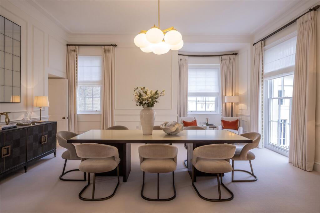 3 bedroom apartment for sale in Cumberland Terrace, Regent's Park, London, NW1